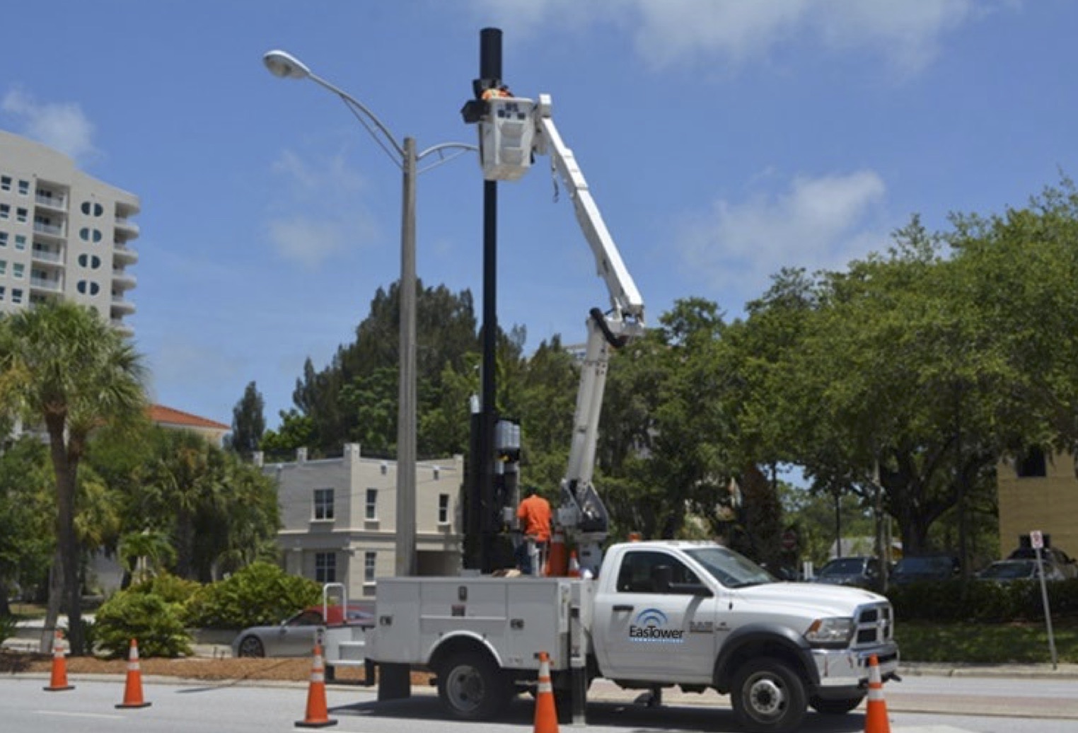 An EasTower crew performs a new installation.