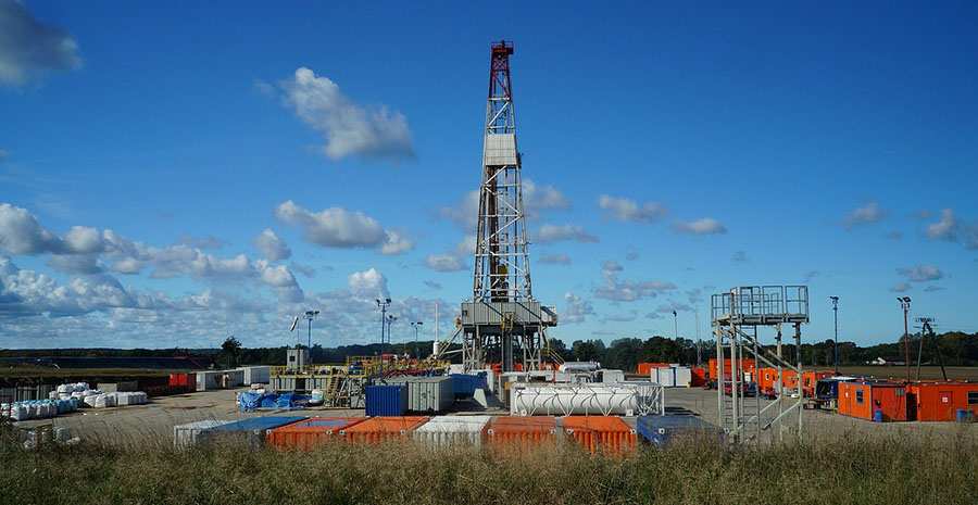 Oil rig
