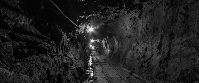 mine tunnel pixabay 2