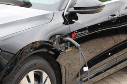 ElectricVehicleChargingPixabay.jpg ElectricVehicleChargingPixabay.jpg