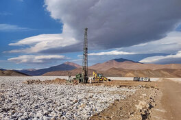 Incahuasi-Salar-2-fromco.jpg Incahuasi-Salar-2-fromco.jpg