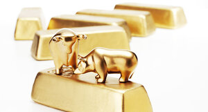 Bull and bear gold bar
